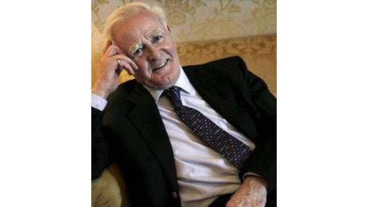John Le Carré presenta su nuevo libro «A most wanted man»
