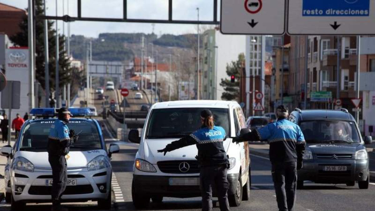 La Policía Local inicia mañana una nueva campaña de control de tráfico en la ciudad.