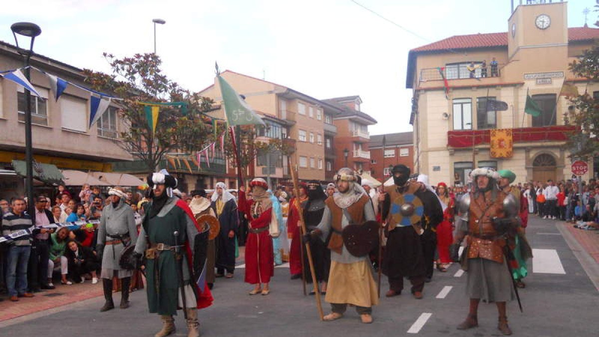 La batalla de moros y cristianos pasa de ser la novedad a ser la actividad más popular.