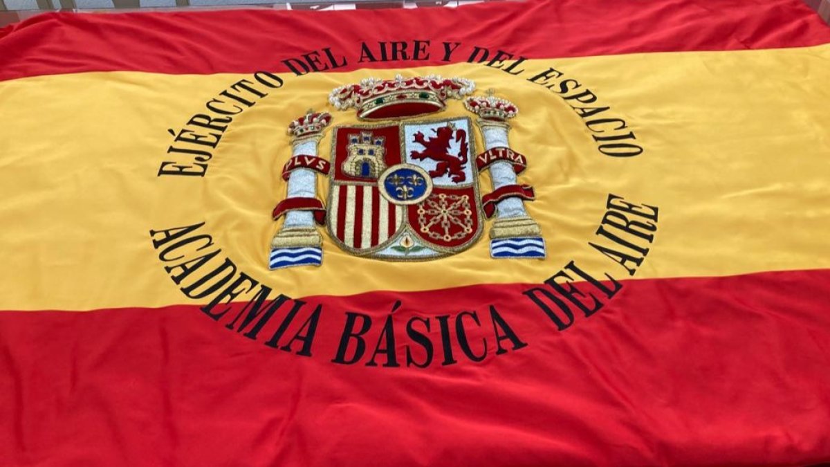 Imagen de la bandera ya restaurada por María Jesús Pascual Barrio. DL