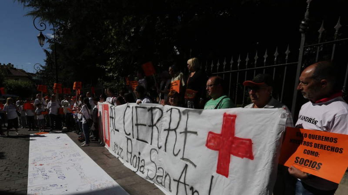 Una movilización reciente a favor de Cruz Roja.