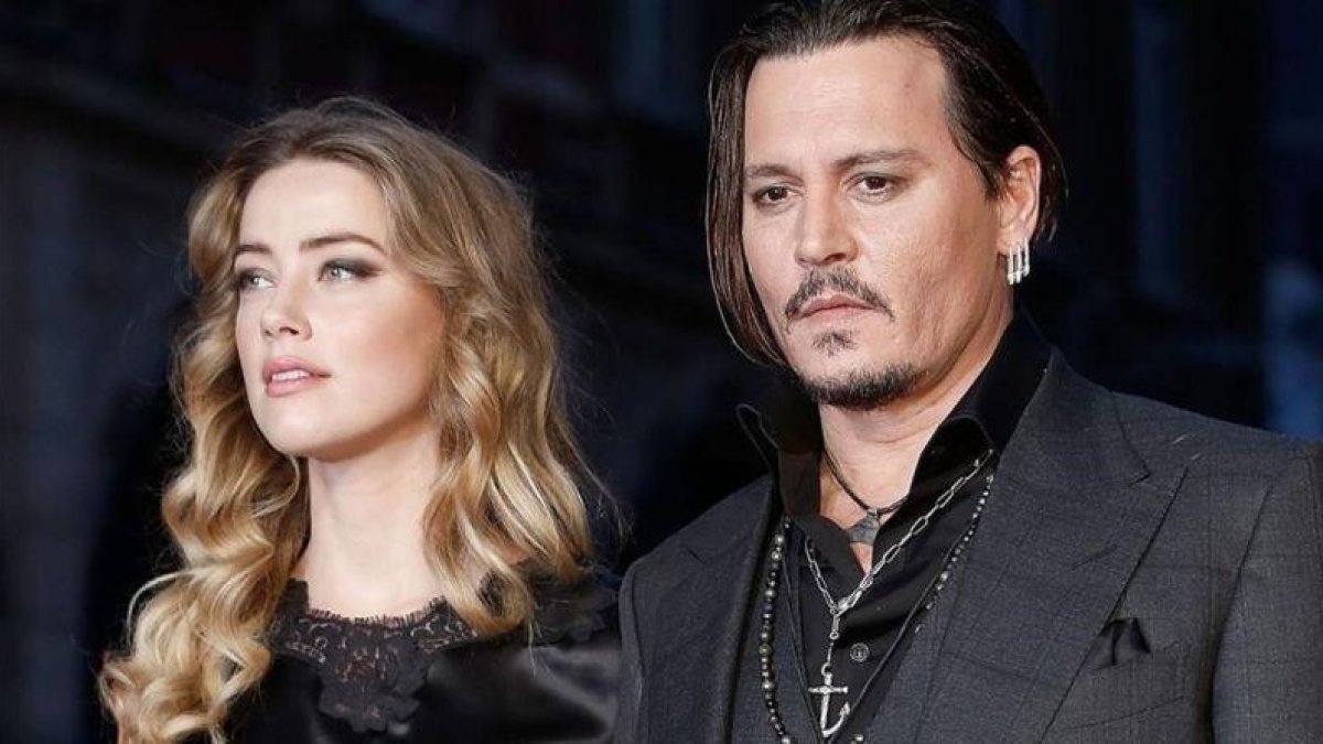Amber Heard y Johnny Deep.