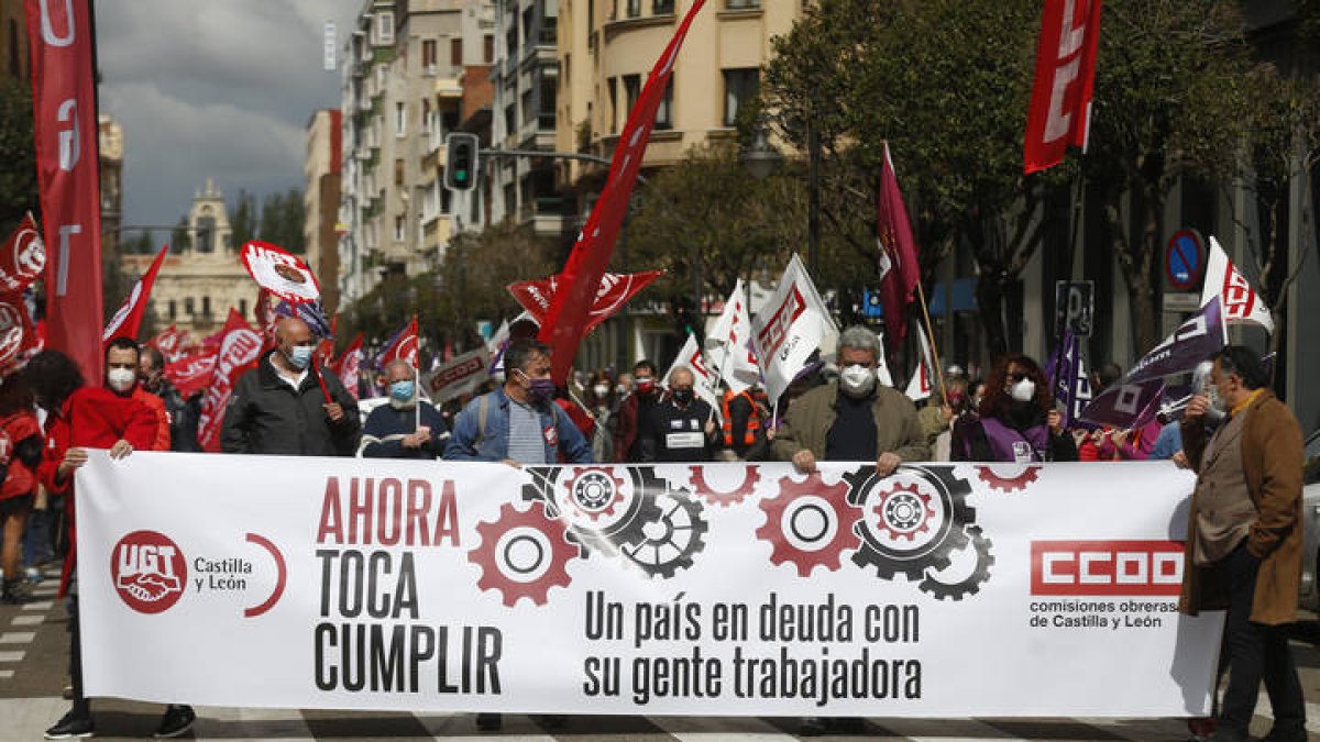 Manifestación por el Primero de mayo. F. Otero Perandones.