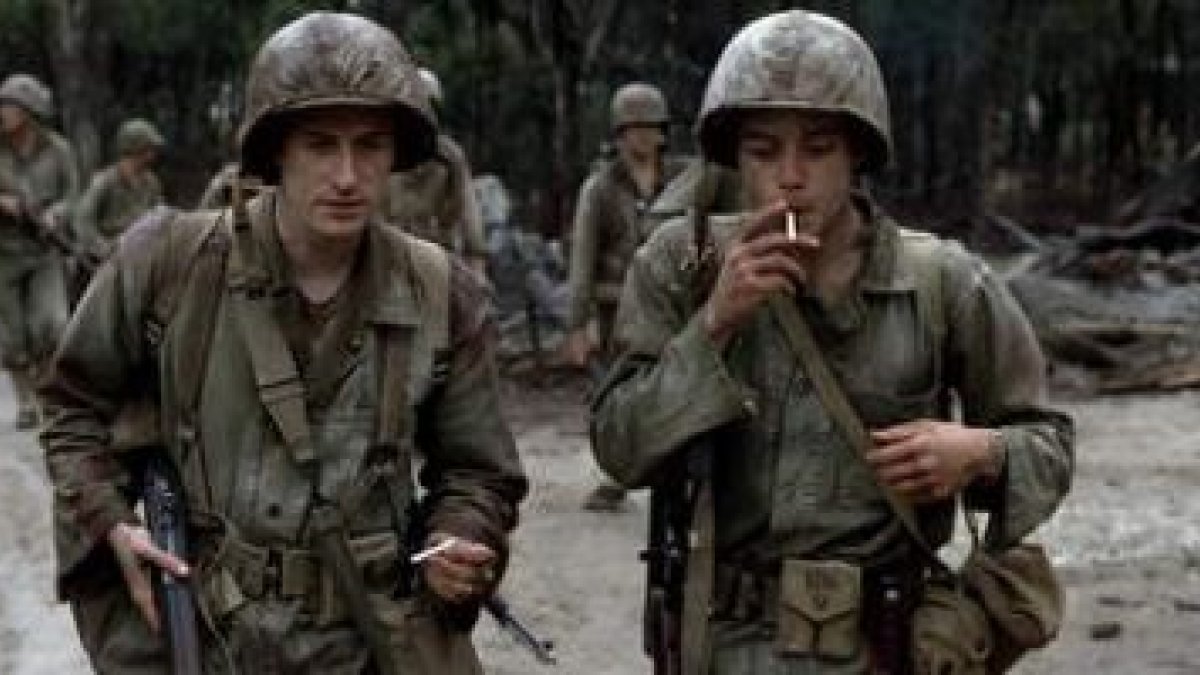 'The Pacific' relata historias de guerra y superación basadas en las memorias de dos marines.