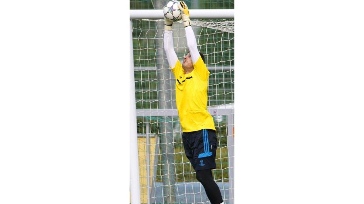 Ponferrada espera la presencia de Casillas en El Toralín.