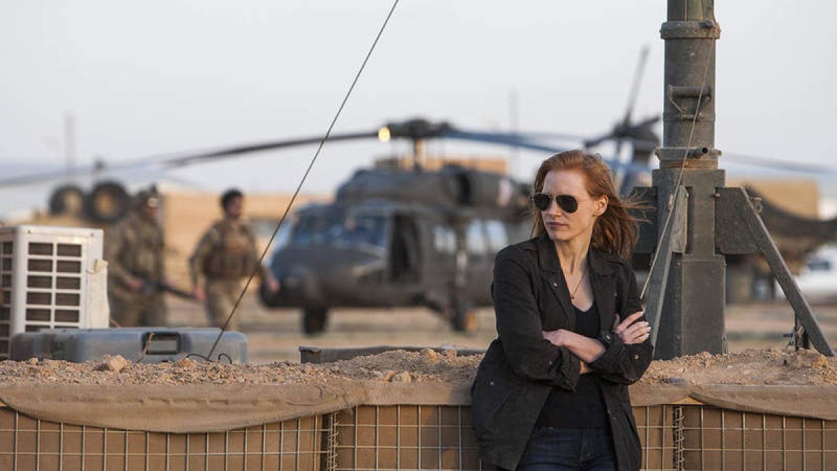 La actriz Jessica Chastain en una escena de la película ‘La noche más oscura’.