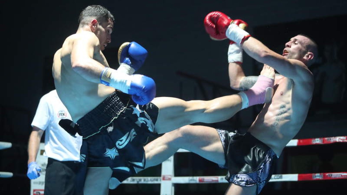 Cristian Torres se mostró muy superior a su rival y acabó ganando con claridad. L. DE LA MATA