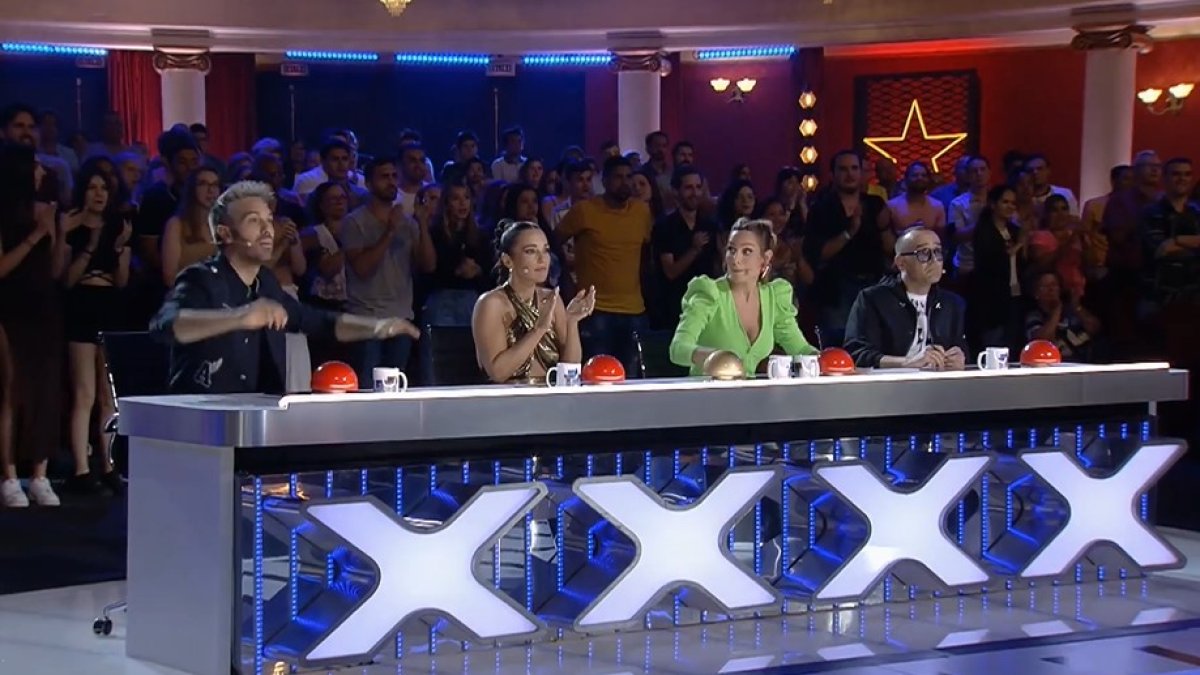 Dani Martínez, a la izquierda, en un momento del programa 'Got Talent' de anoche. TELECINCO