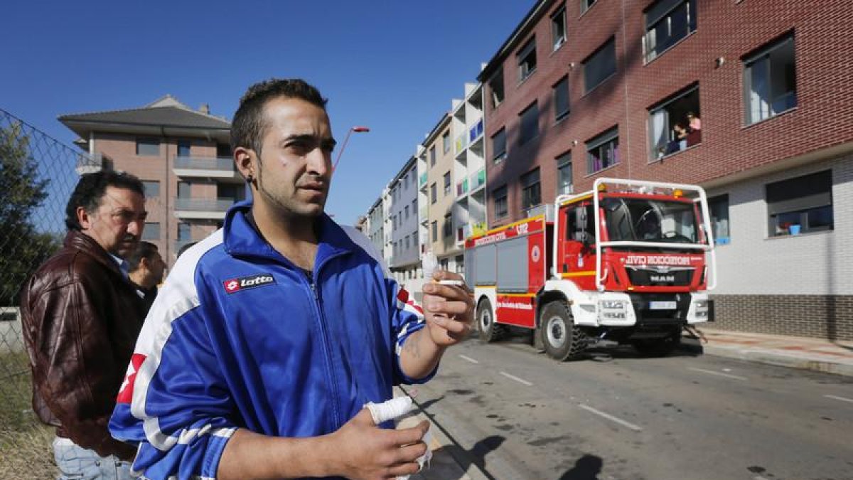 El inquilino sufrió quemaduras en una mano