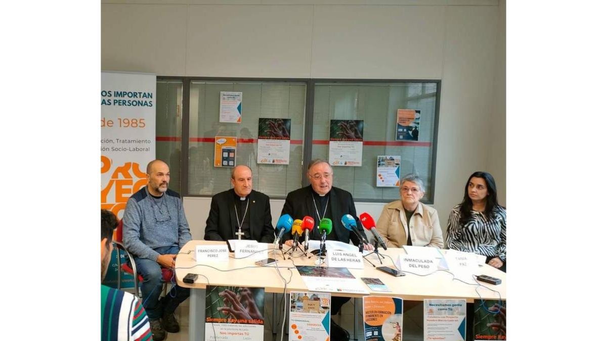 El juego ‘online’ es lo que más aumenta entre la gente más joven. JESÚS F. SALVADORES