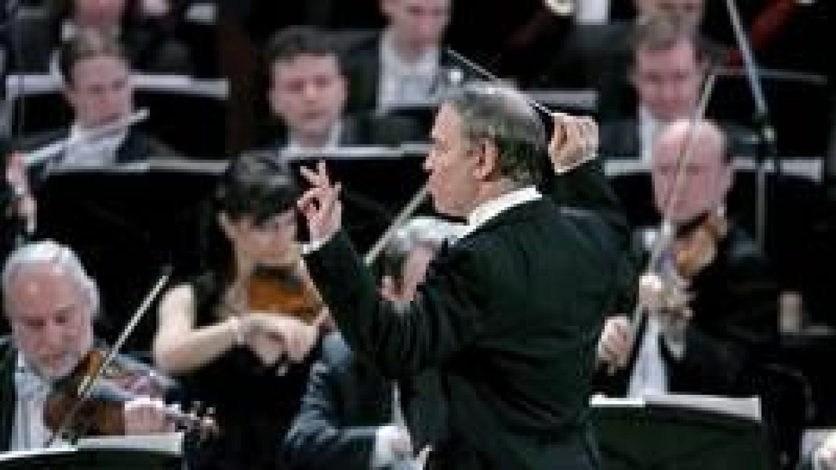 Su aplicación en las salas de conciertos evitaría rebotes indeseables de las ondas sonoras