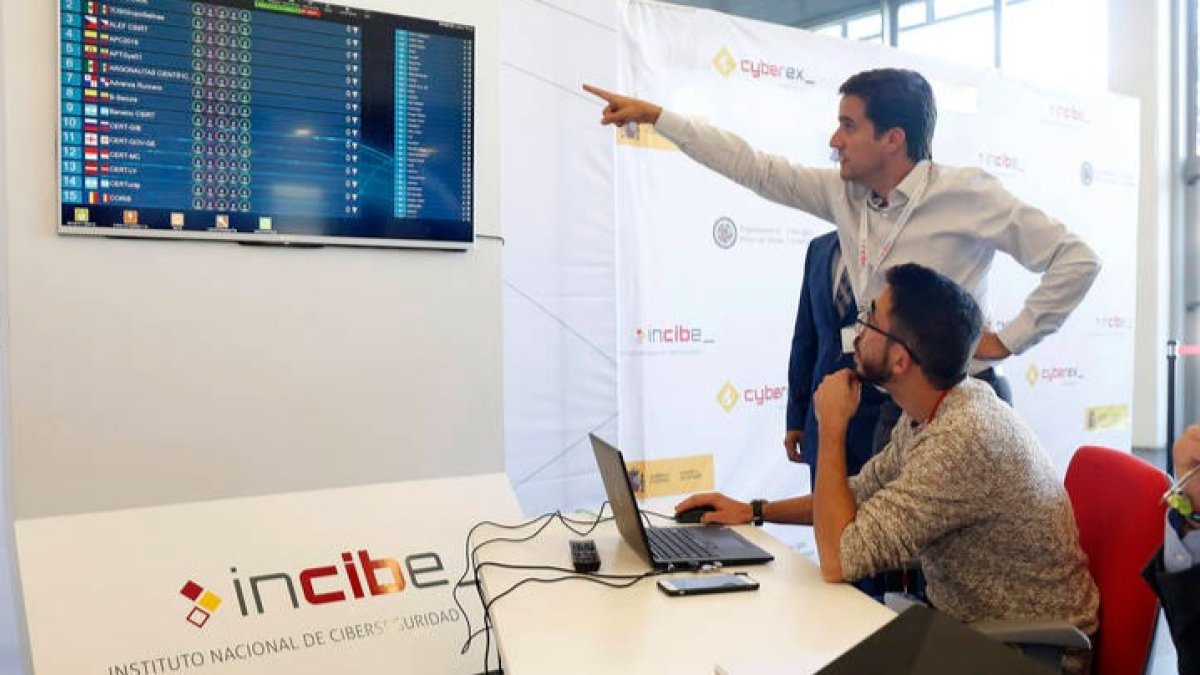 El Incibe acerca la ciberseguridad de un forma práctica y entretenida con su Academia Hacker. DL