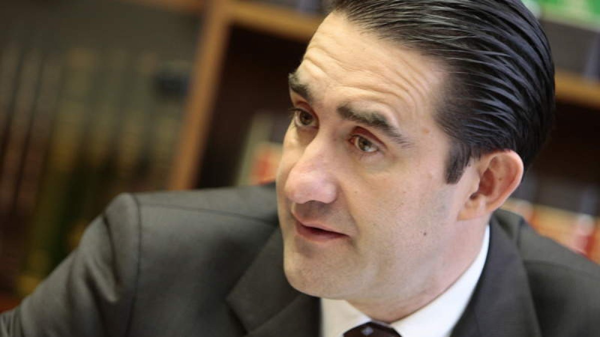 Juan Carlos Suárez-Quiñones ya es oficialmente nuevo subdelegado del Gobierno.