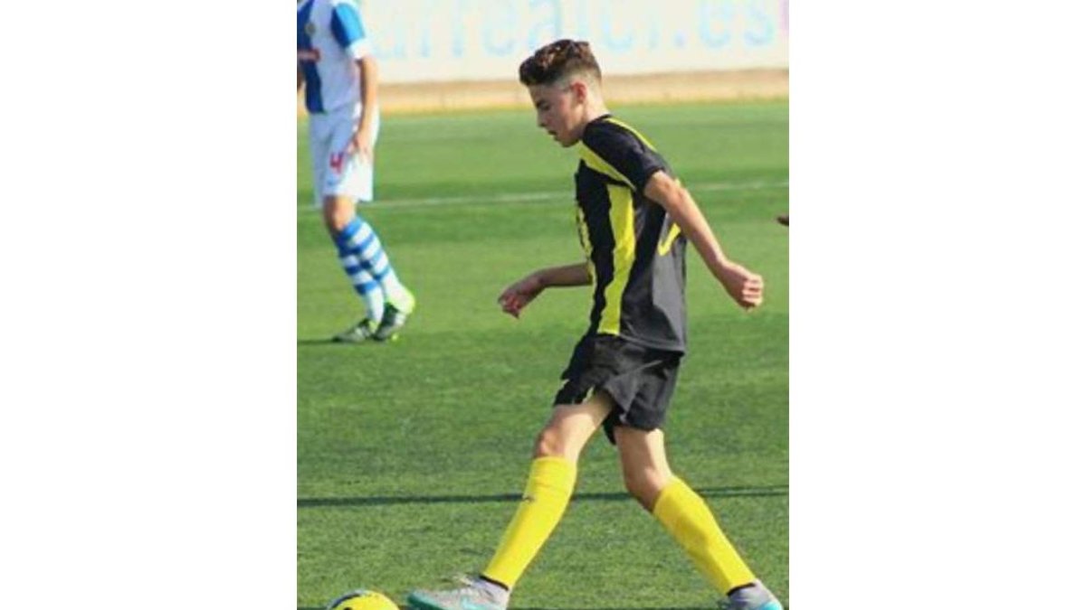 El leonés Iván Morante durante un partido con el Villarreal. DL