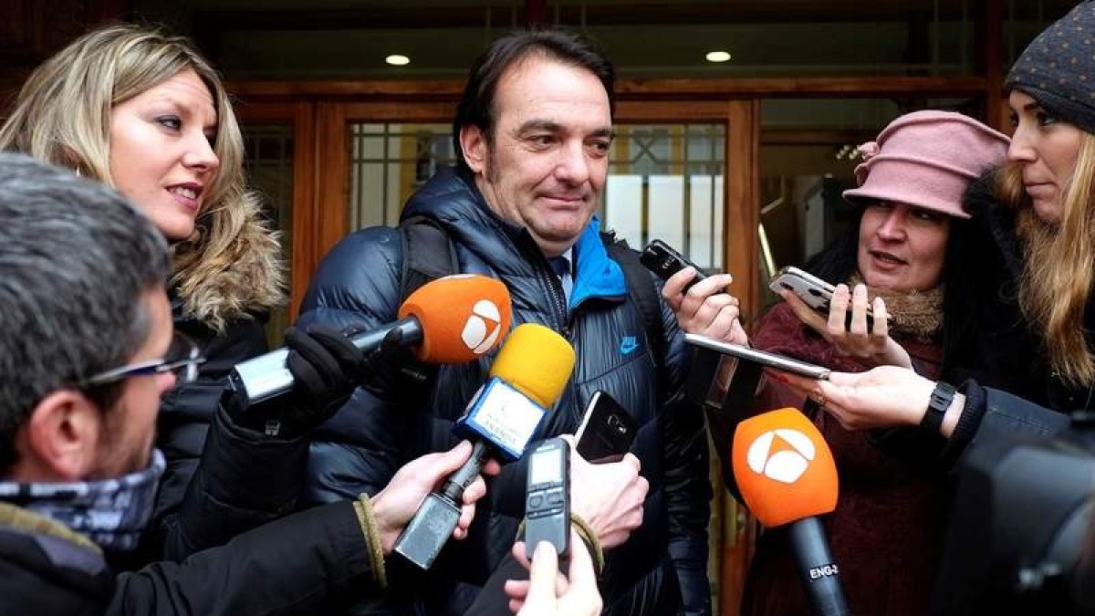 El abogado de la menor supuestamente agredida sexualmente. PACO SANTAMARÍA