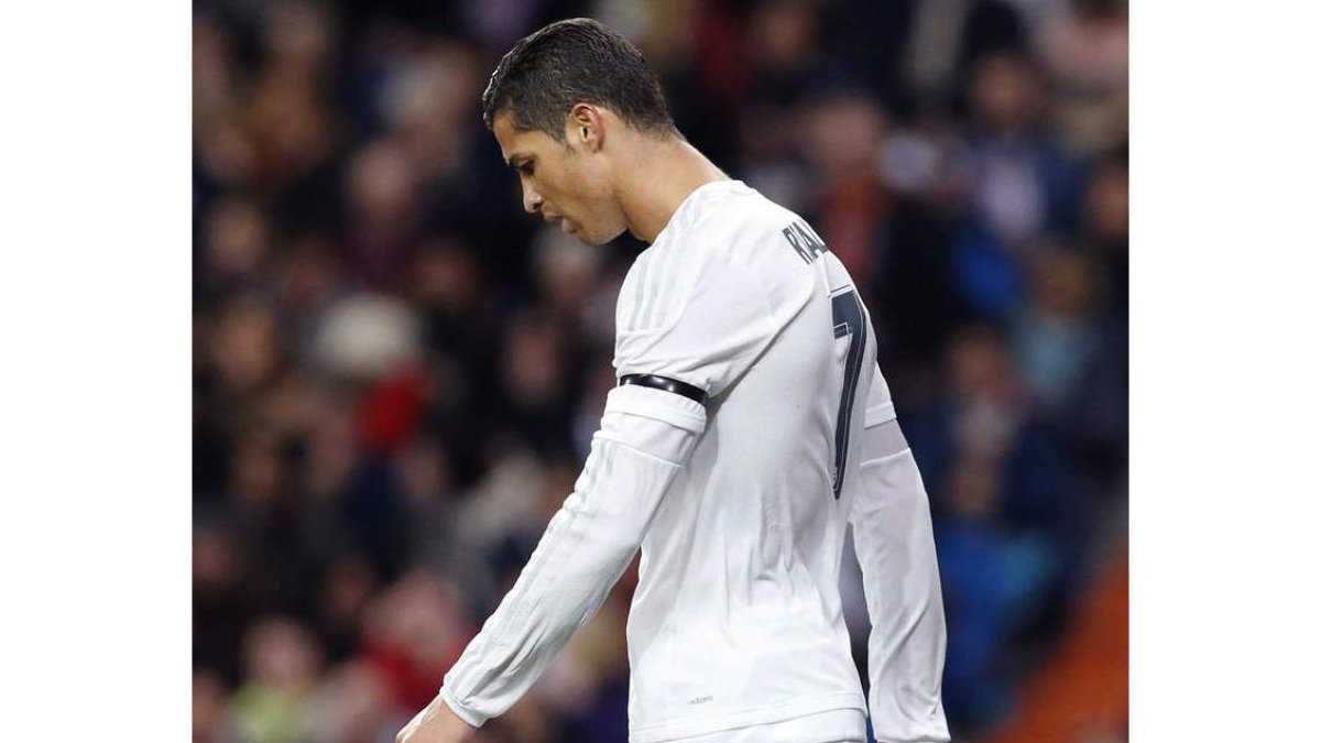 Ronaldo, cabizbajo, con el Madrid esta temporada.