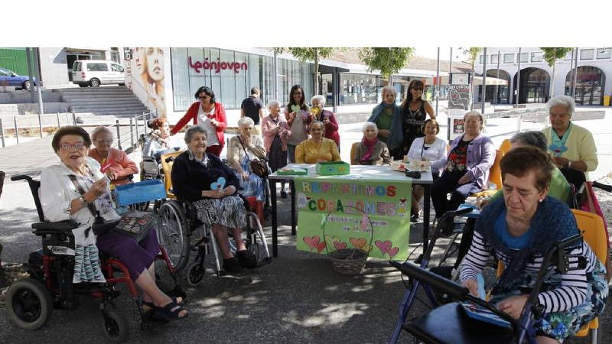 Los mayores quedaron agotados, pero encantados con la actividad.