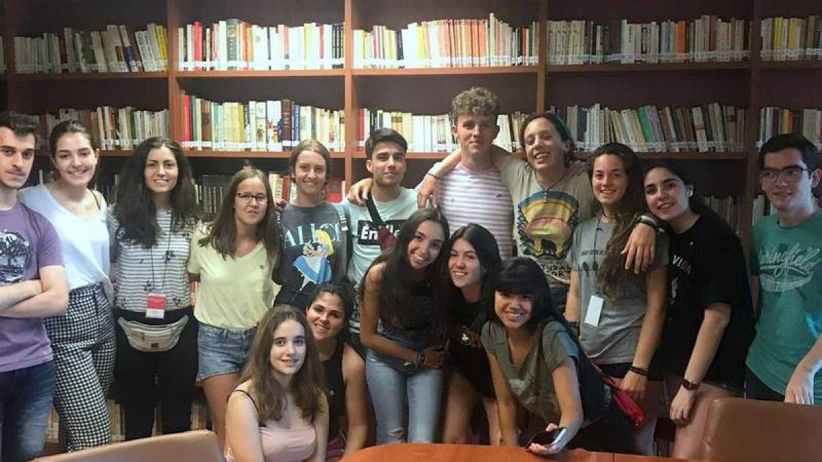 Uno de los equipos de estudiantes que están participando en los Campus Científicos de la ULE. DL