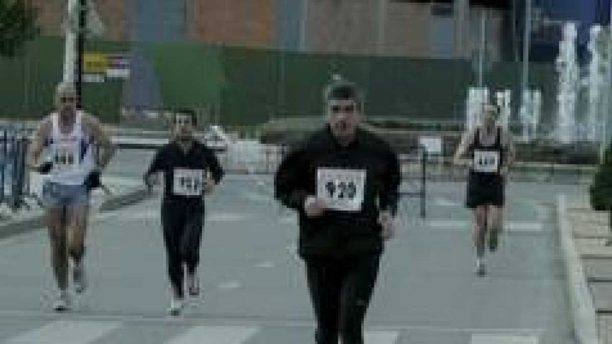 La ausencia de espectadores fue común denominador en la mayoría de pruebas, como en la media maratón