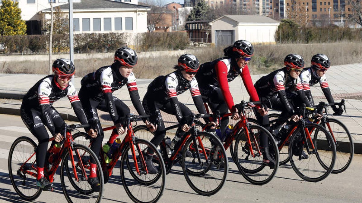 El Eneicat sigue mostrando sus credenciales en la élite del ciclismo femenino profesional. MARCIANO PÉREZ