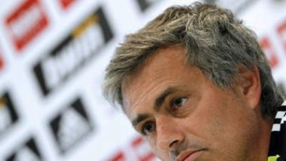 Mourinho, durante la conferencia de prensa que ofreció ayer.