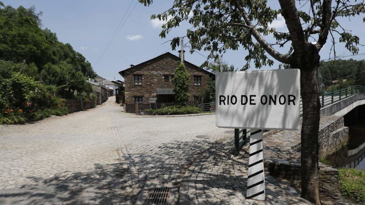 Interior de Rihonor, paso a salvar para mejorar y acortar la conexión con Braganza. JESÚS F. SALVADORES