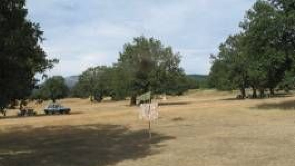 Uno de los trece hoyo con los que cuenta el campo de golf