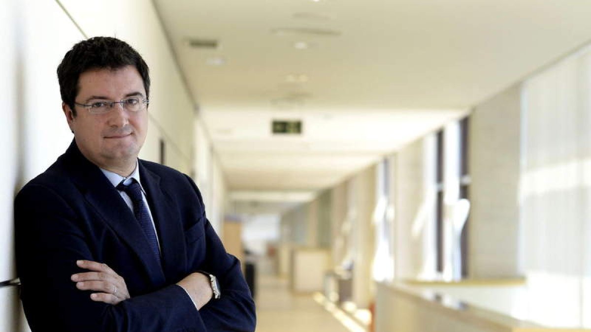 López aseguró que «Herrera ha llevado a cabo una operación de camuflaje ideológico».