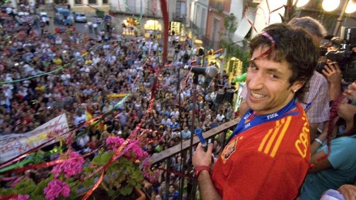 Capdevila es homenajeado en Tàrrega tras ganar el Mundial con España en el 2010.