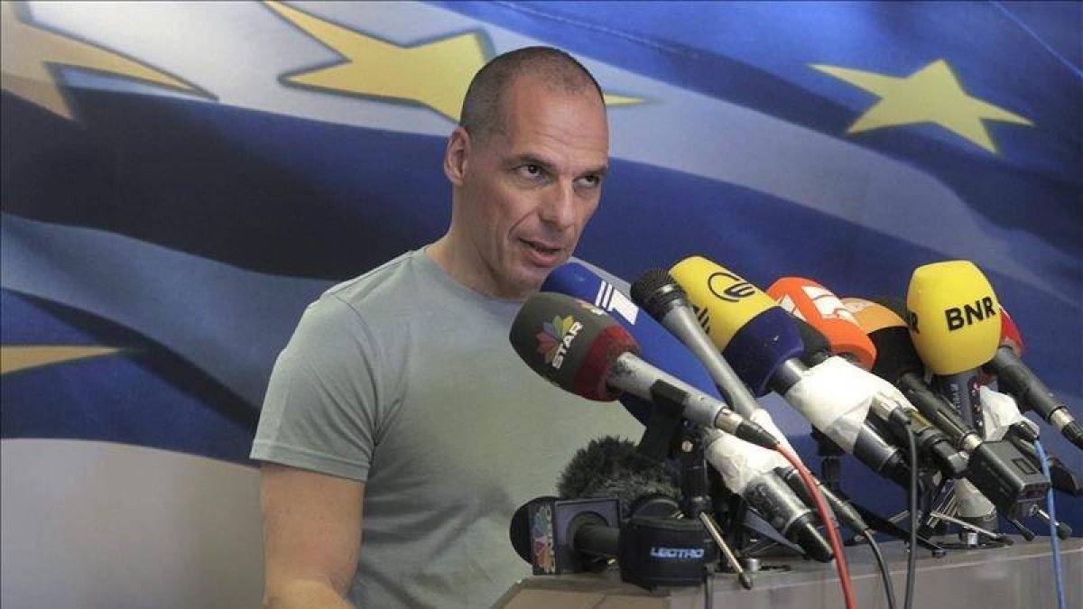 Yanis Varoufakis.