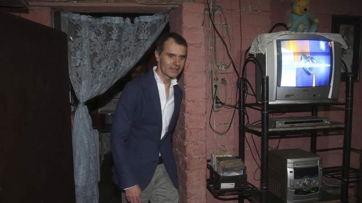 ernesto arias