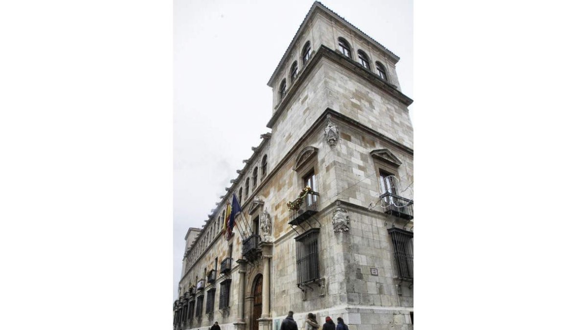 Imagen exterior de la sede de la Diputación.