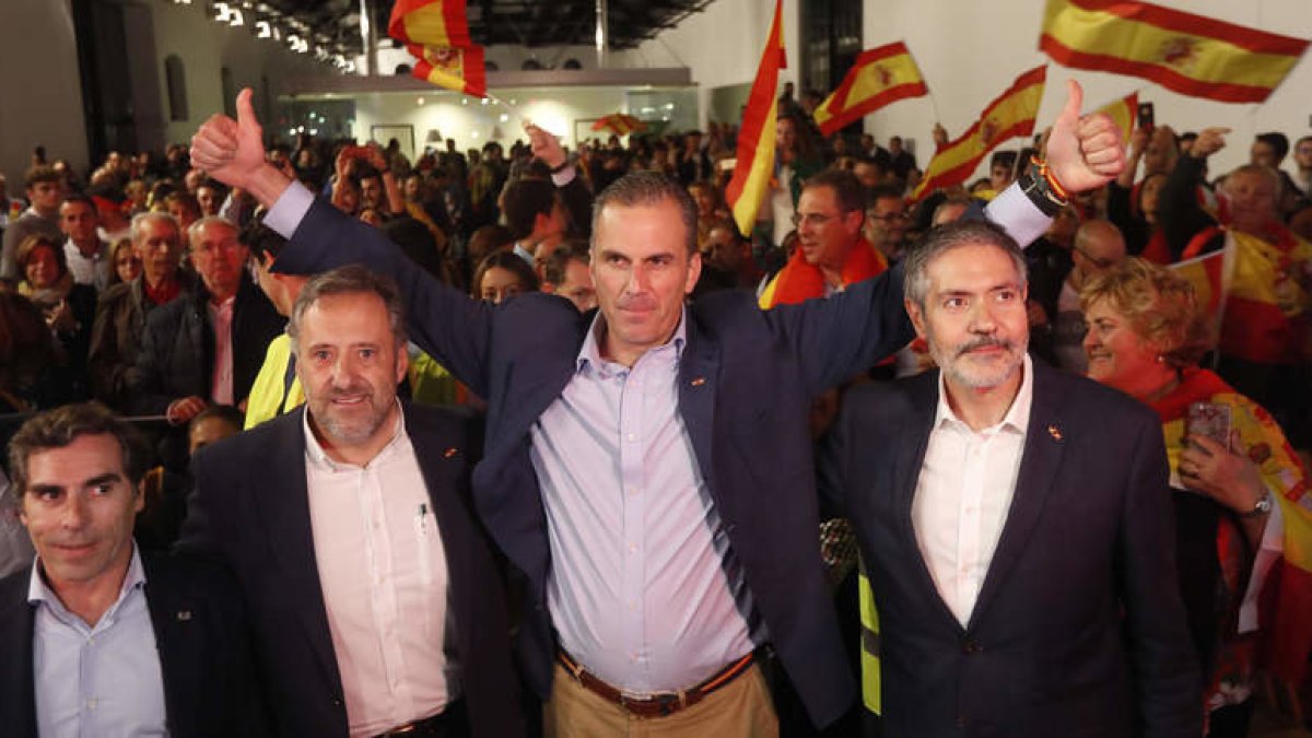 Javier Ortega Smith, ayer durante el acto de precampaña de Vox en León.JESÚS F. SALVADORES