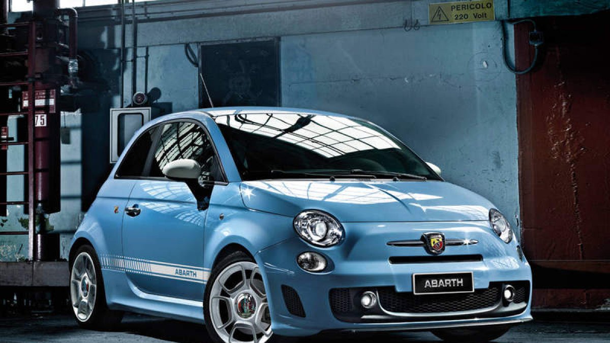 La gama Abarth 500 cultiva la mágica filosofía deportiva del «Escorpión».