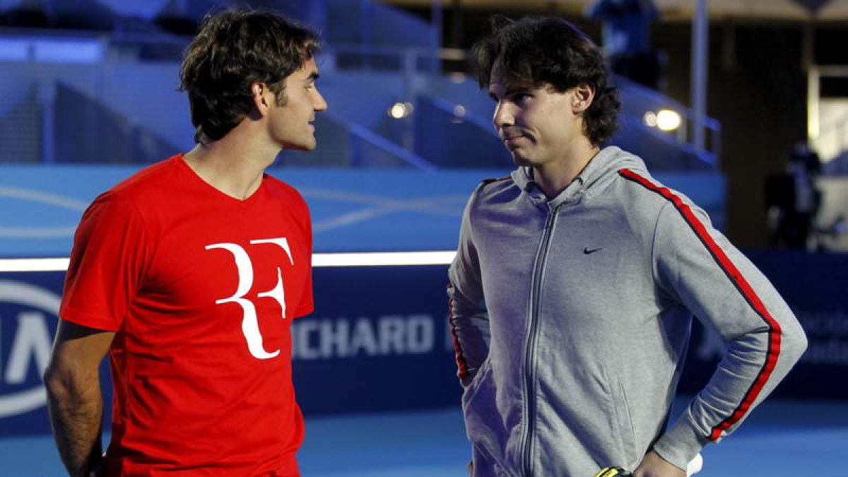 Nadal, derecha, y Federer en un entrenamiento en el Masters.