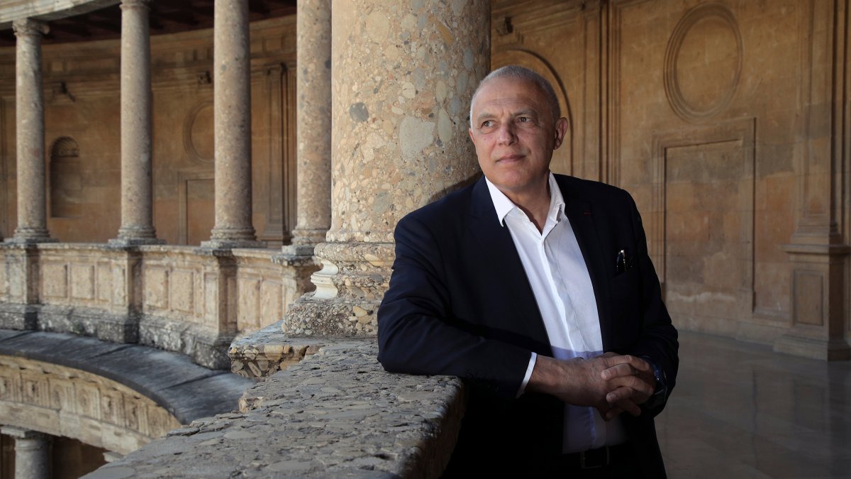 Nuccio Ordine nació el 18 de julio 1958 en la localidad calabresa de Diamante (Italia). PEPE TORRES