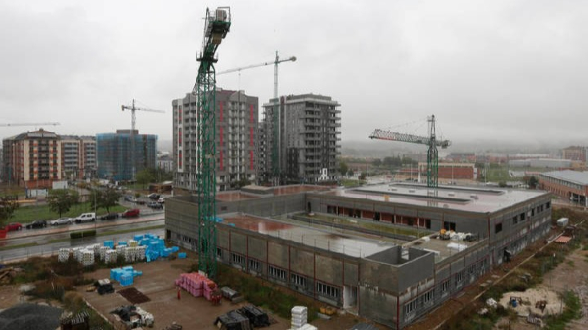 Imagen de las obras para levantar el nuevo Conservatorio de Música de León.. FERNANDO OTERO
