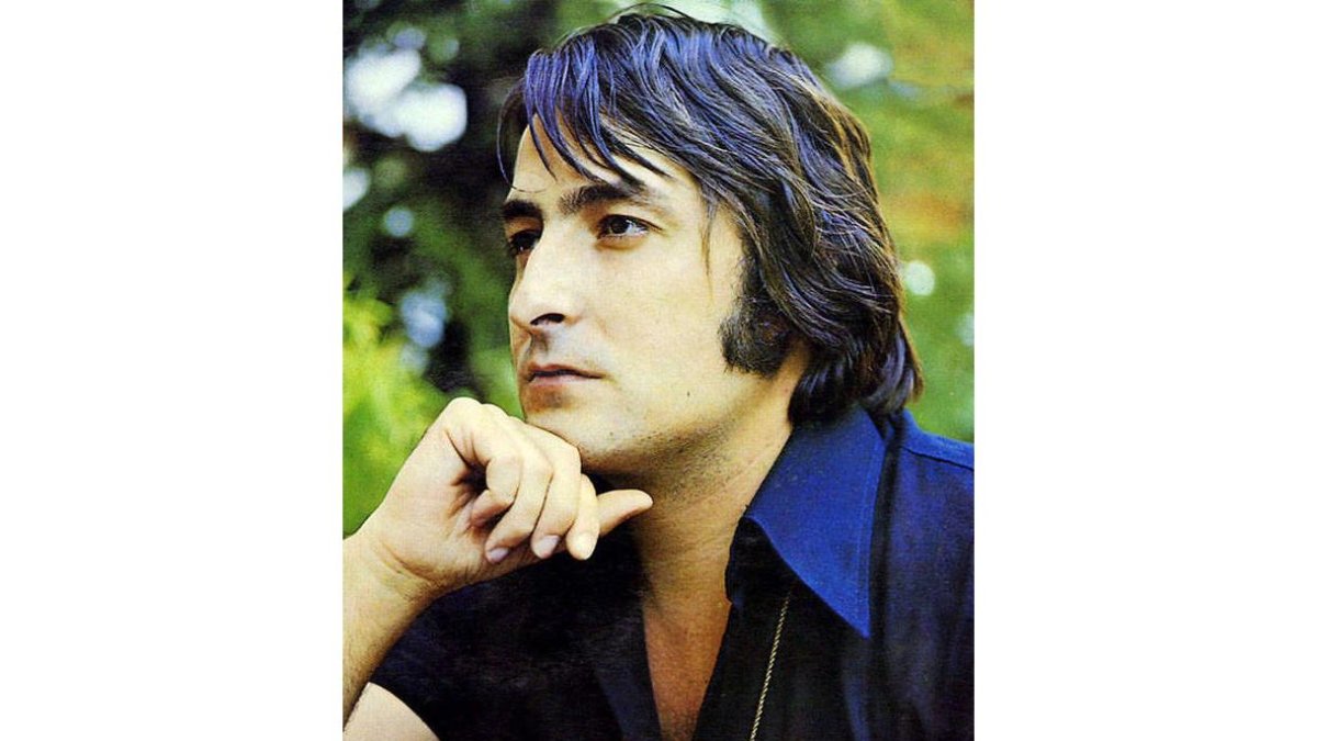 Nino Bravo en una foto de promoción.