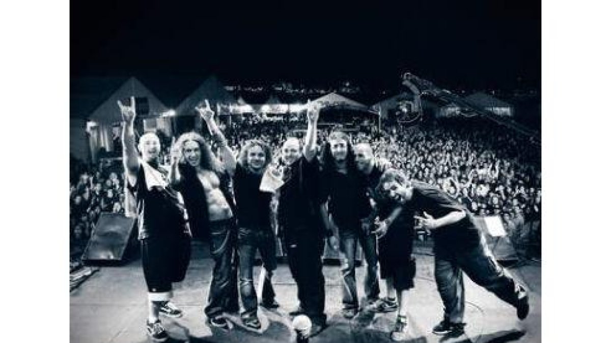 Uno de los contundentes conciertos del grupo Avalanch.