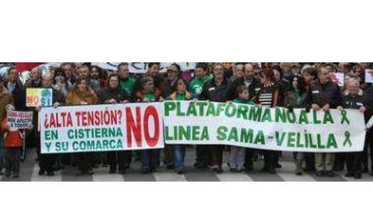 El mensaje no ha cambiado desde las primeras manifestaciones: no a la línea, con independencia del t