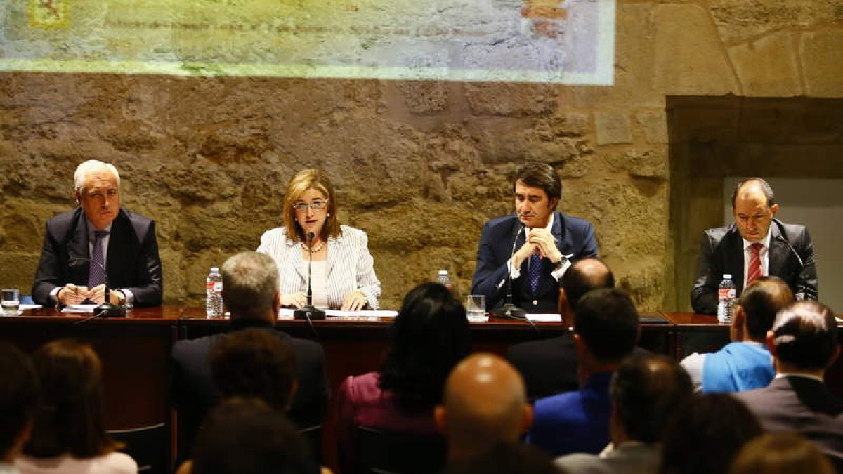 Participantes en la conferencia sobre justicia europea.