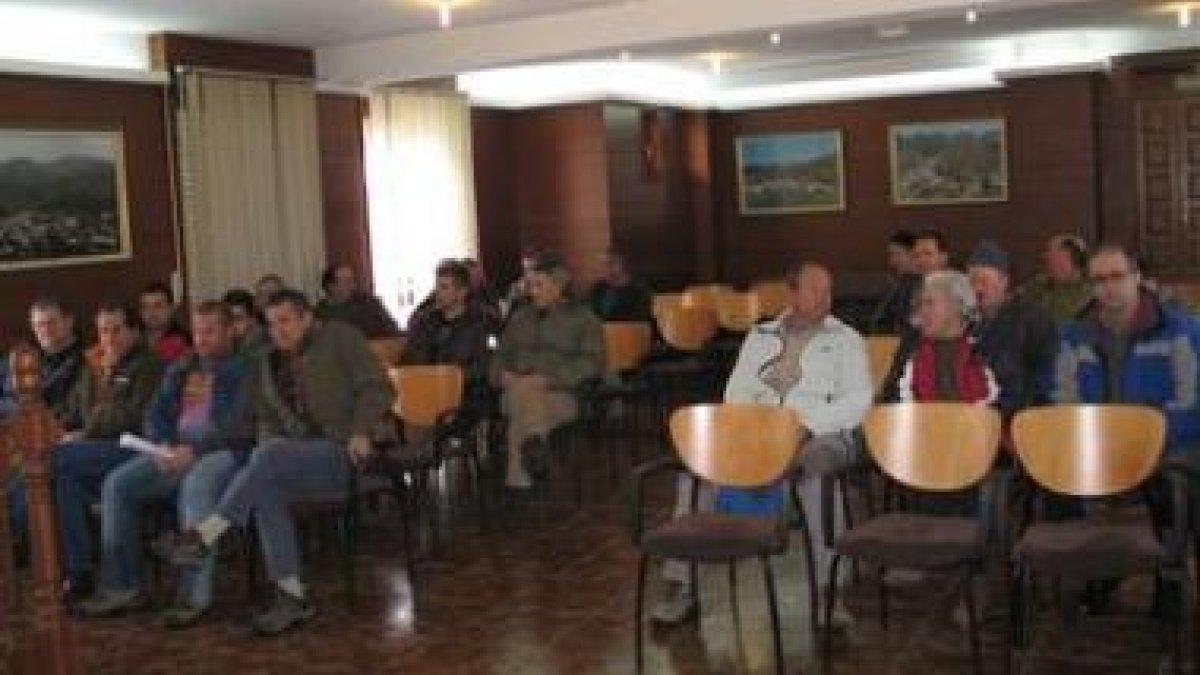 La última de las reuniones mantenidas por los representantes de la comarca de Riaño