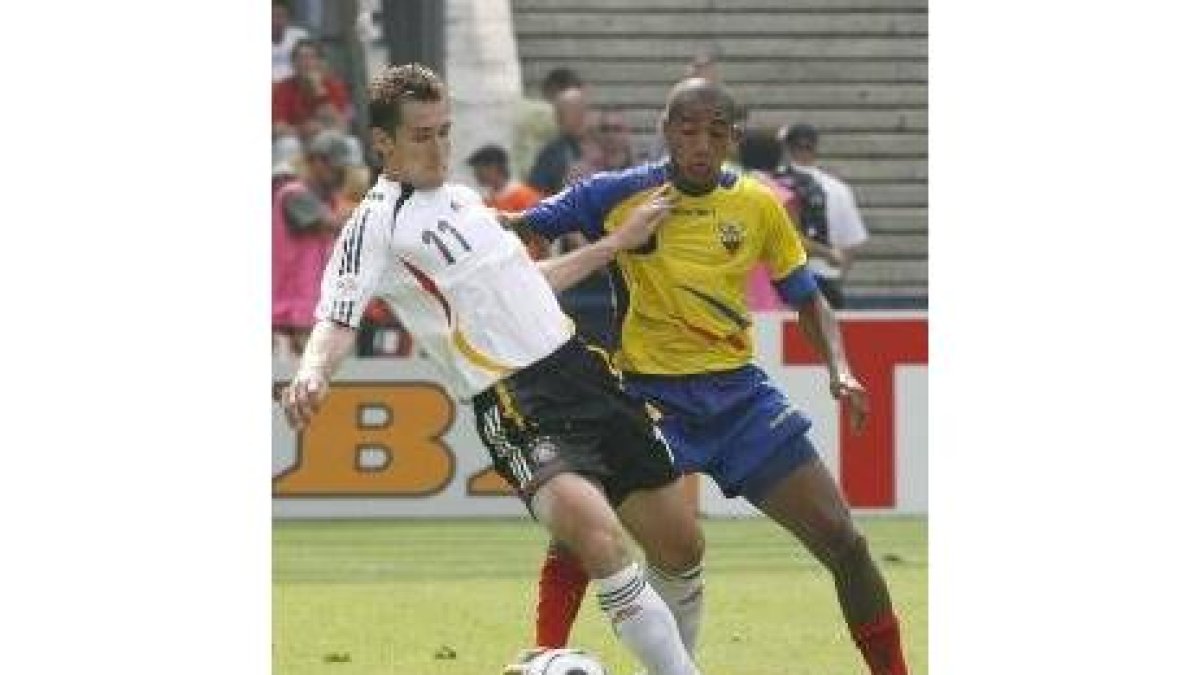 Klose se ha situado como pichichi del Mundial con cuatro goles