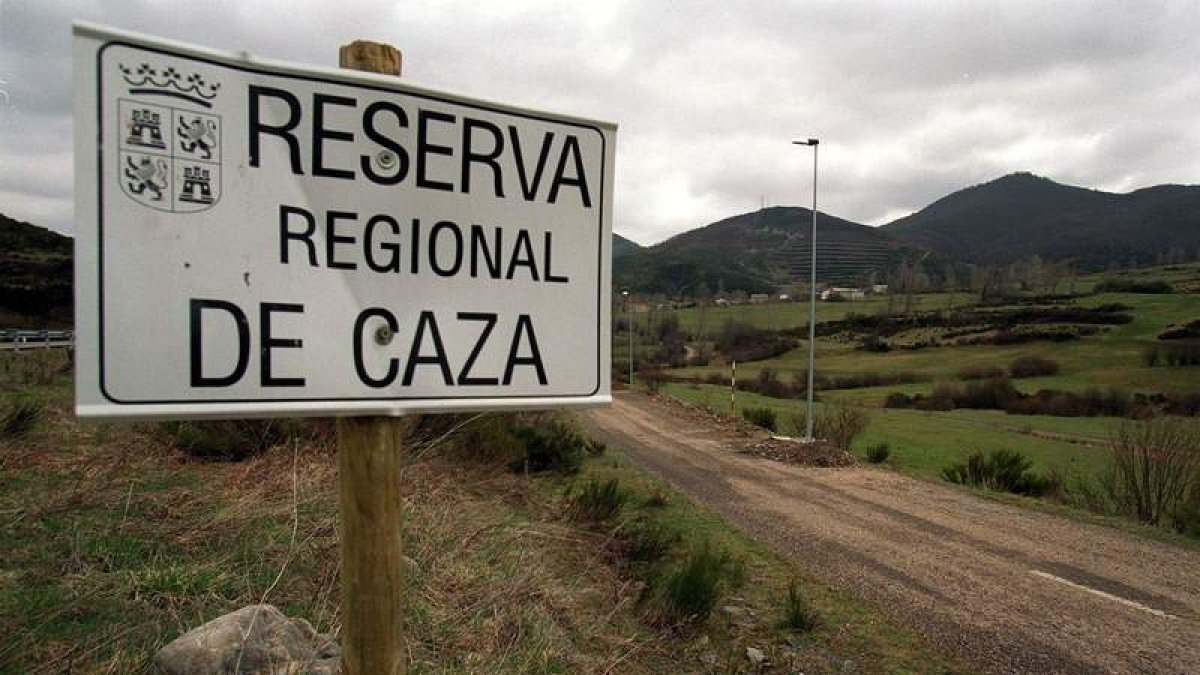 La responsabilidad por los animales de las reserva puede exigirse a la administración. JESÚS F. SALVADORES