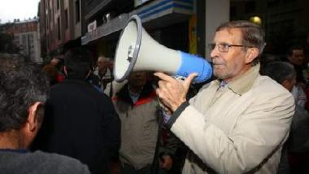 El líder del PRB, Tarsicio Carballo, en un acto público.