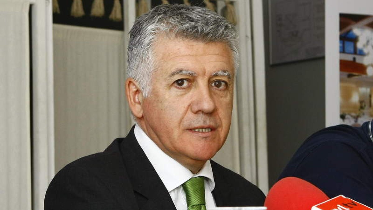 Jesús López fue el tercer candidato en liza en las últimas elecciones en el Ademar.