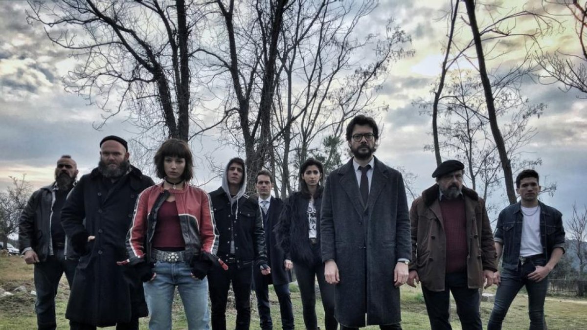 Los principales personajes de la serie 'La casa de papel'.