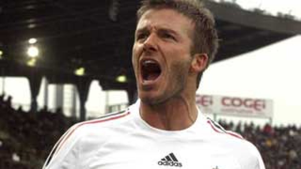 El centrocampista inglés del AC Milán, David Beckham.