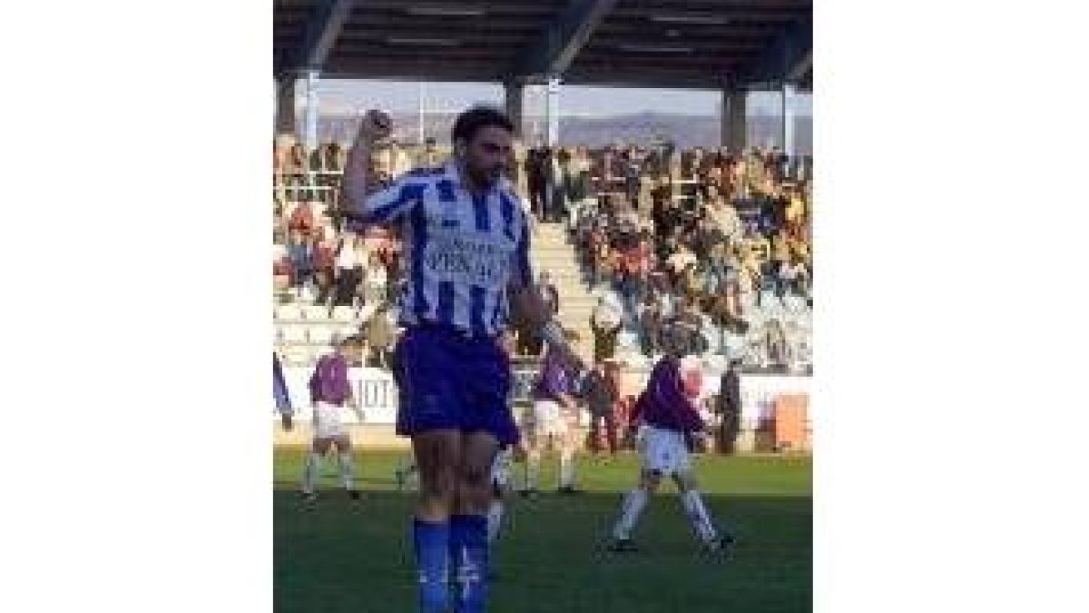 Sergio Gámiz pidió a la grada que silbara menos y animara más