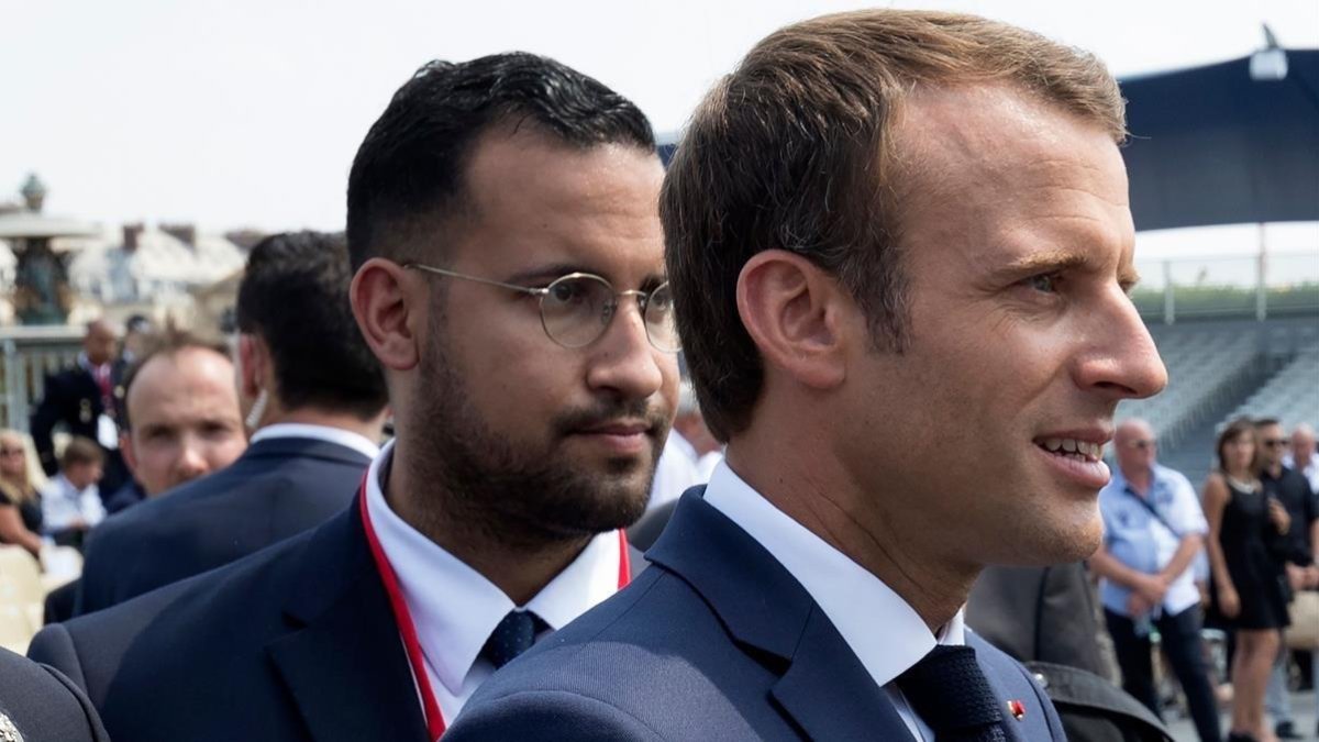 Benalia junto a Macron